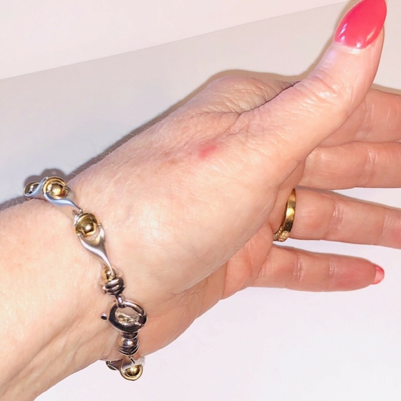 14 Kt White & Yellow Solid Gold Link Bracelet - Picture 6 of 9